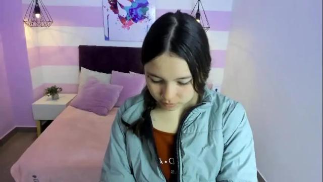 Image 3 of carol_pinter Stream on Chaturbate on 4 days ago