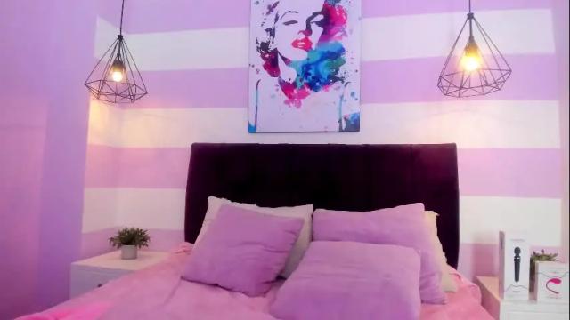 Image 2 of carol_pinter Stream on Chaturbate on 4 days ago