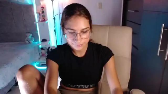 Image 8 of carolayn12 Stream on Chaturbate on 13 months ago