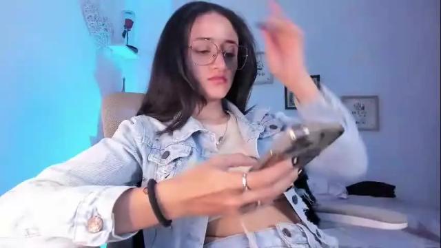 Thumbnail 1, caroliine__'s Stream at Chaturbate, 1 month ago