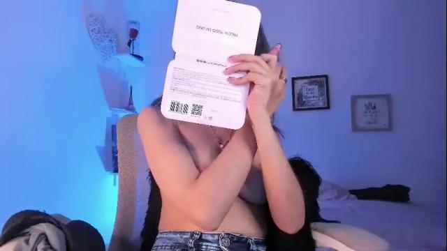 Image 6 of caroliine__ Stream on Chaturbate on 28 days ago