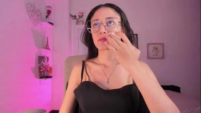 Image 8 of caroliine__ Stream on Chaturbate on 21 days ago