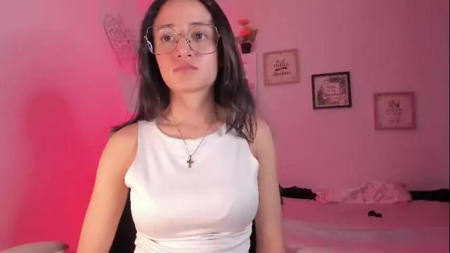 Image 11 of caroliine__ Stream on Chaturbate on 15 days ago