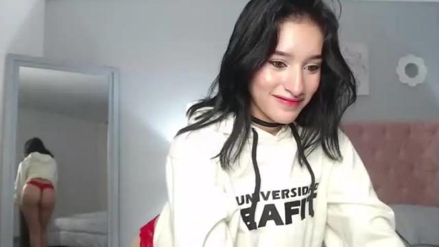 Thumbnail 2, caroliineforbes's Stream at Chaturbate, 19 months ago