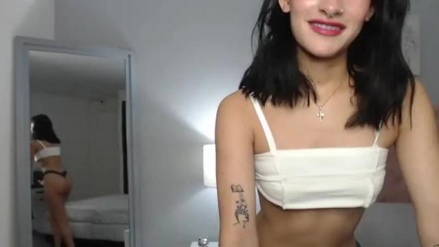 Image 12 of caroliineforbes Stream on Chaturbate on 19 months ago