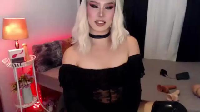Image 3 of carolina143grey Stream on Chaturbate on 16 months ago