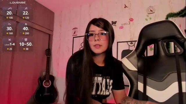 Image 6 of carolina_castro1 Stream on Chaturbate on 4 months ago