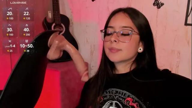 Image 11 of carolina_castro1 Stream on Chaturbate on 4 months ago