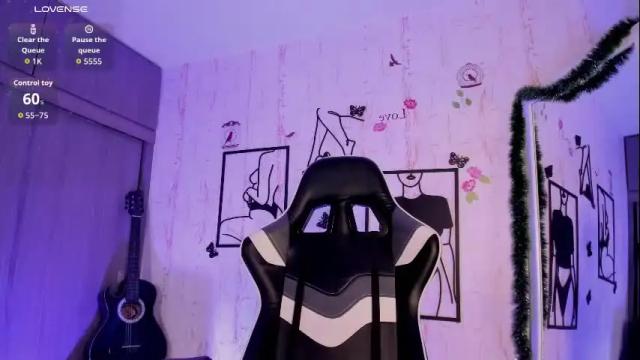 Image 11 of carolina_castro1 Stream on Chaturbate on 2 months ago