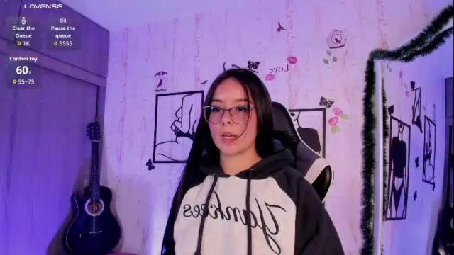 Image 12 of carolina_castro1 Stream on Chaturbate on 2 months ago