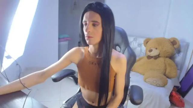Image 10 of carolina_hot__ Stream on Chaturbate on 14 months ago