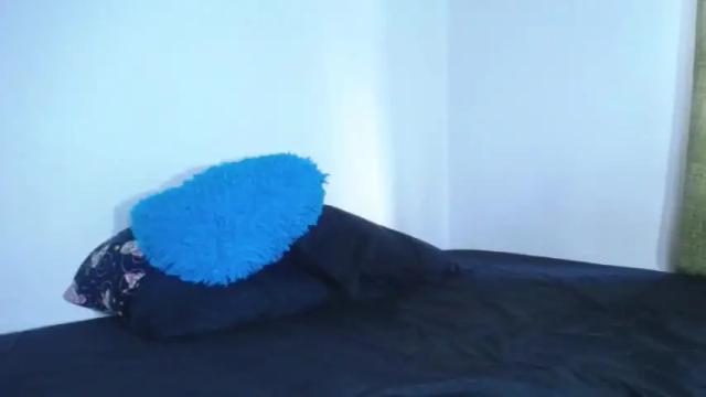 Image 10 of carolina_miller Stream on Chaturbate on 13 months ago