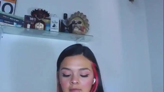 Image 6 of carolina_miller Stream on Chaturbate on 2 days ago