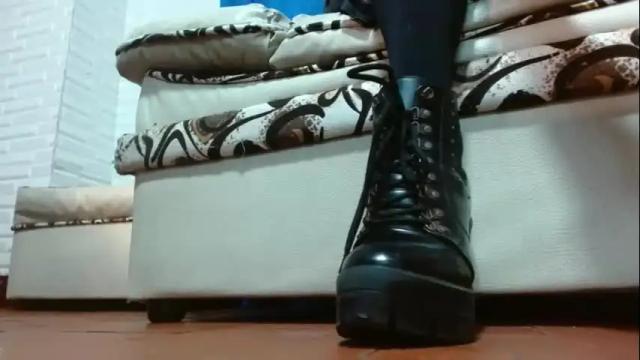 Image 2 of carolina_toxic_miss Stream on Chaturbate on 9 days ago