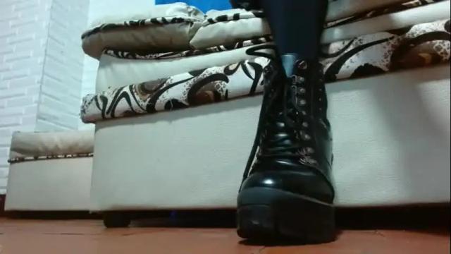 Image 4 of carolina_toxic_miss Stream on Chaturbate on 9 days ago