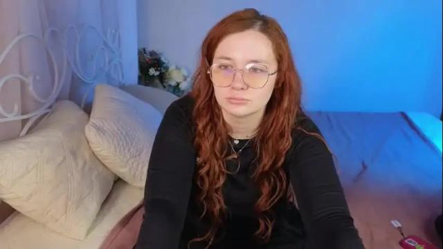 Image 8 of carolina_winter Stream on Chaturbate on 1 month ago