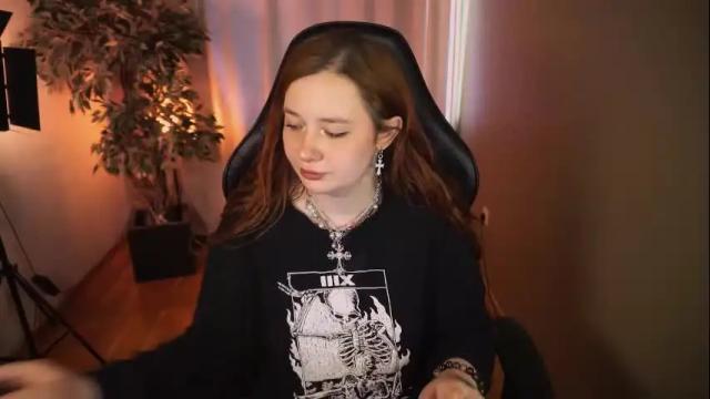 Image 11 of carolina_winter Stream on Chaturbate on 1 month ago