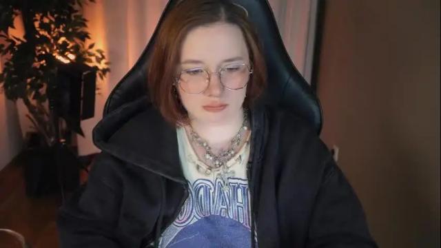 Image 11 of carolina_winter Stream on Chaturbate on 29 days ago