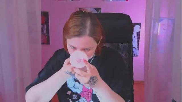 Image 10 of carolina_winter Stream on Chaturbate on 5 days ago