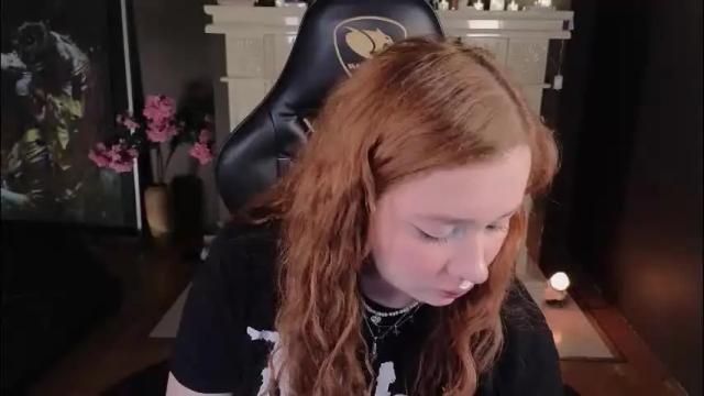 Thumbnail 2, carolina_winter's Stream at Chaturbate, 2 months ago