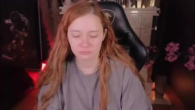 Image 2 of carolina_winter Stream on Chaturbate on 2 months ago