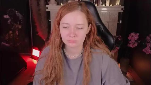 Image 3 of carolina_winter Stream on Chaturbate on 2 months ago