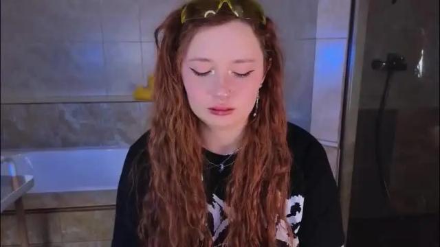 Image 12 of carolina_winter Stream on Chaturbate on 2 months ago