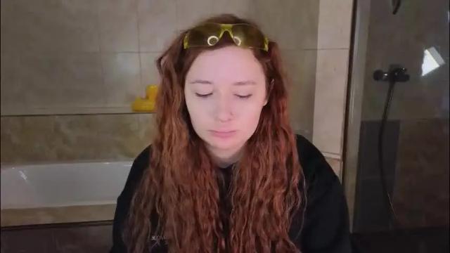 Image 3 of carolina_winter Stream on Chaturbate on 2 months ago