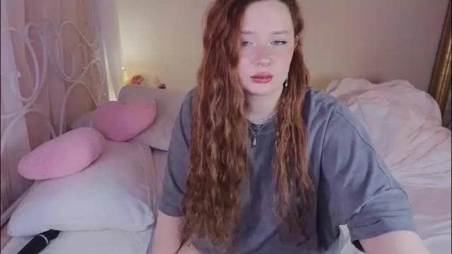 Image 8 of carolina_winter Stream on Chaturbate on 2 months ago