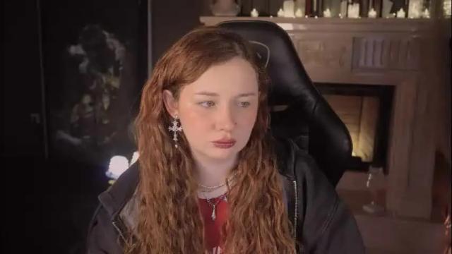 Image 7 of carolina_winter Stream on Chaturbate on 2 months ago