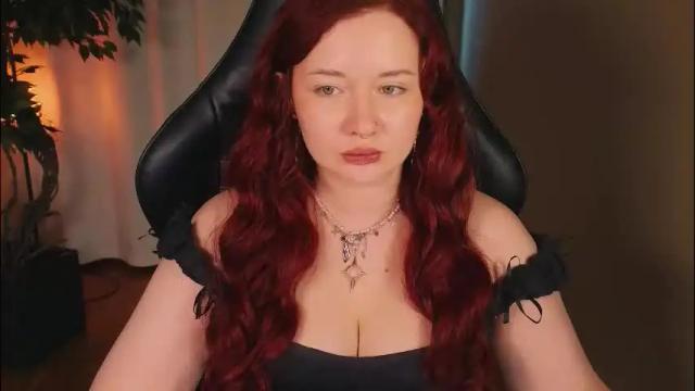 Image 4 of carolina_winter Stream on Chaturbate on 1 month ago