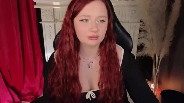 Image 2 of carolina_winter Stream on Chaturbate on 1 month ago