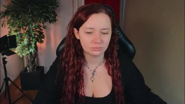 Image 2 of carolina_winter Stream on Chaturbate on 1 month ago