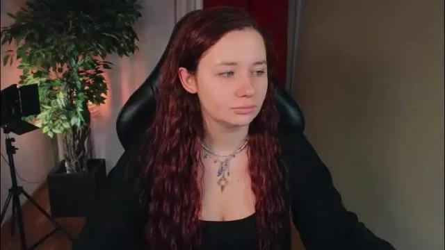 Image 6 of carolina_winter Stream on Chaturbate on 1 month ago