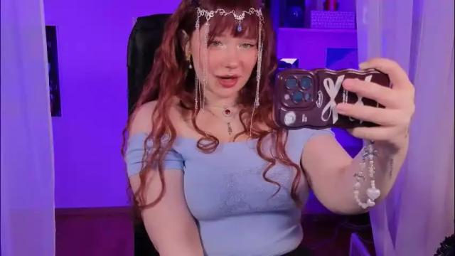 Image 6 of carolina_winter Stream on Chaturbate on 6 days ago