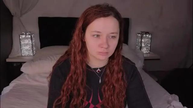 Image 3 of carolina_winter Stream on Chaturbate on 2 days ago