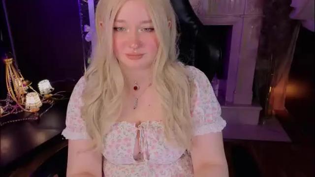 Thumbnail 3, carolina_winter's Stream at Chaturbate, 1 month ago