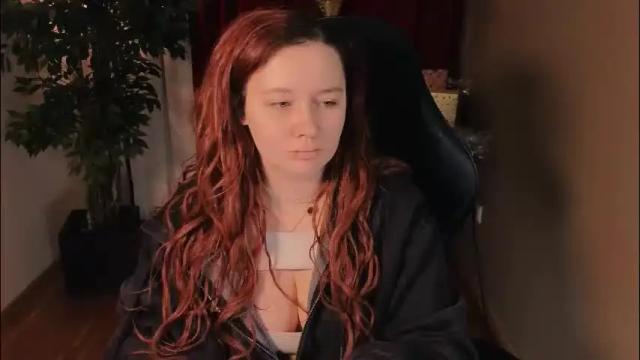 Image 4 of carolina_winter Stream on Chaturbate on 1 month ago