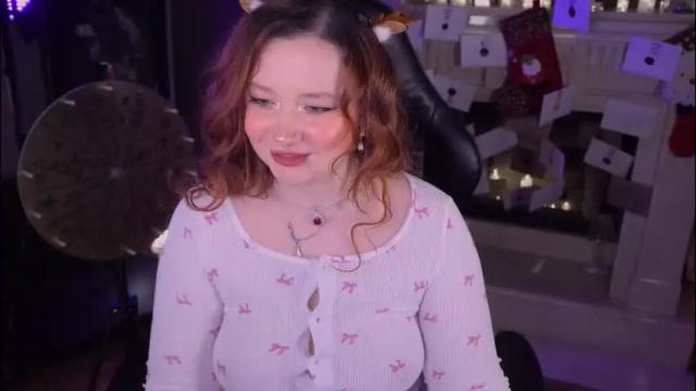 Image 7 of carolina_winter Stream on Chaturbate on 26 days ago