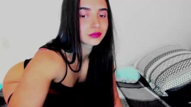 Image 10 of carolinaareaper Stream on Chaturbate on 19 months ago