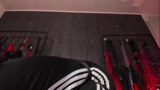 Image 8 of carolinaarias_ Stream on Chaturbate on 7 days ago