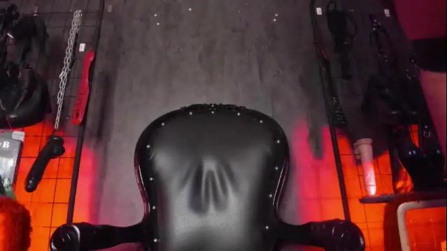 Image 12 of carolinaarias_ Stream on Chaturbate on 6 days ago
