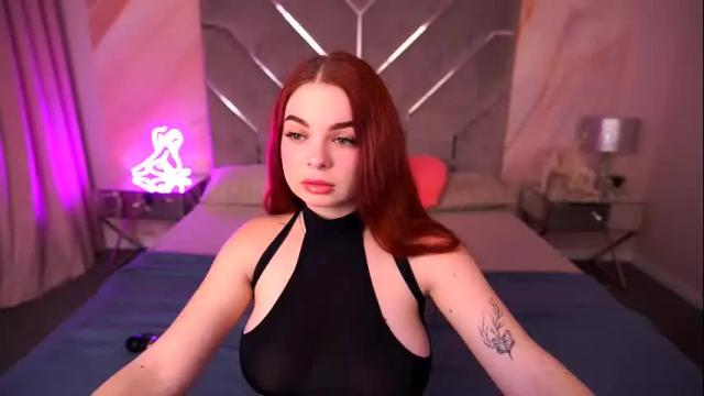 Image 2 of carolinadia Stream on Chaturbate on 6 months ago