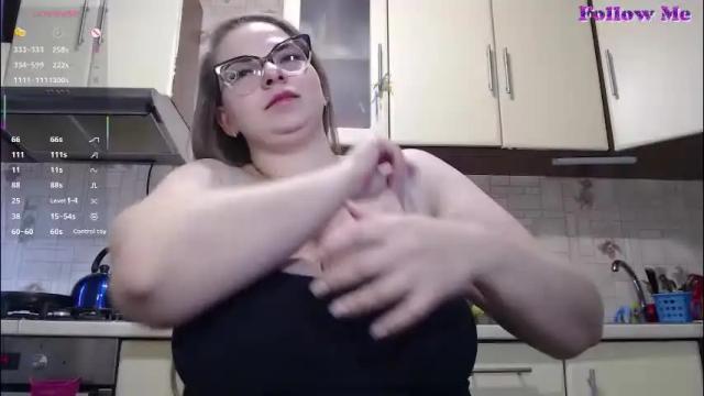 Image 10 of carolinadiamond Stream on Chaturbate on 1 month ago
