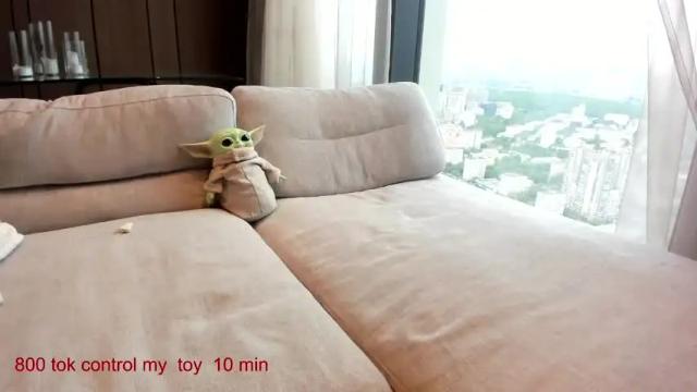 Image 4 of carolinaherera Stream on Chaturbate on 1 month ago