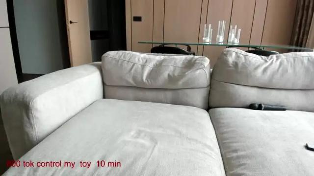 Image 11 of carolinaherera Stream on Chaturbate on 20 days ago