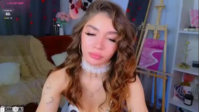 Image 11 of caroline_brown0 Stream on Chaturbate on 1 month ago