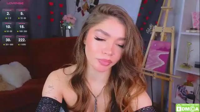 Image 3 of caroline_brown0 Stream on Chaturbate on 1 month ago