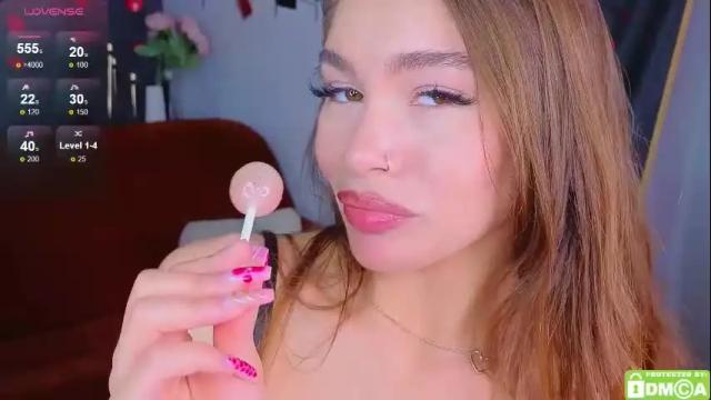 Image 10 of caroline_brown0 Stream on Chaturbate on 19 days ago