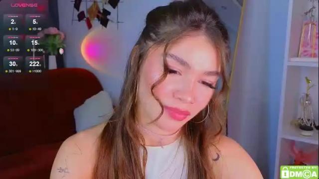 Image 4 of caroline_brown0 Stream on Chaturbate on 13 days ago
